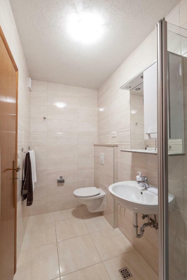 Apartments Kate Makarska Eksteriør billede
