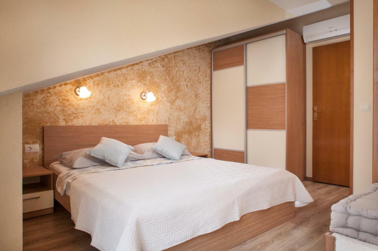 Apartments Kate Makarska Eksteriør billede