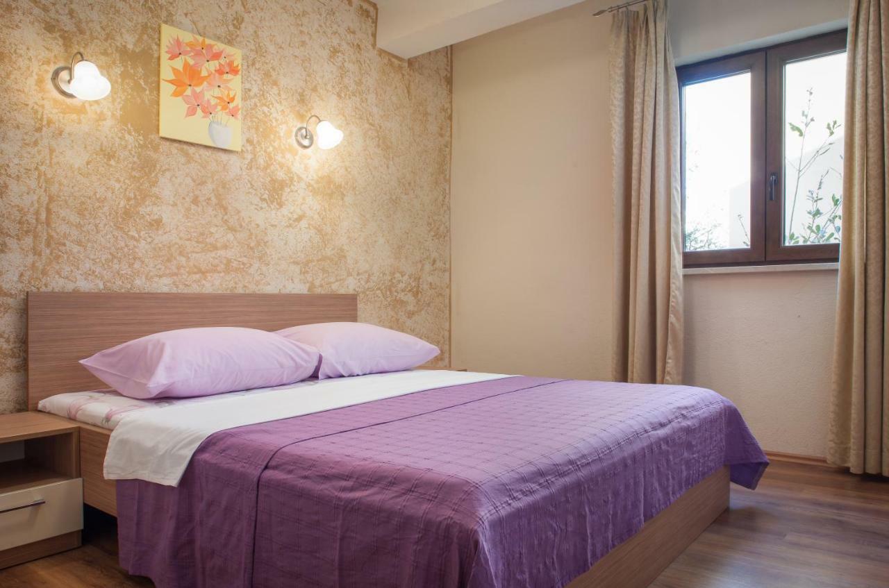 Apartments Kate Makarska Eksteriør billede
